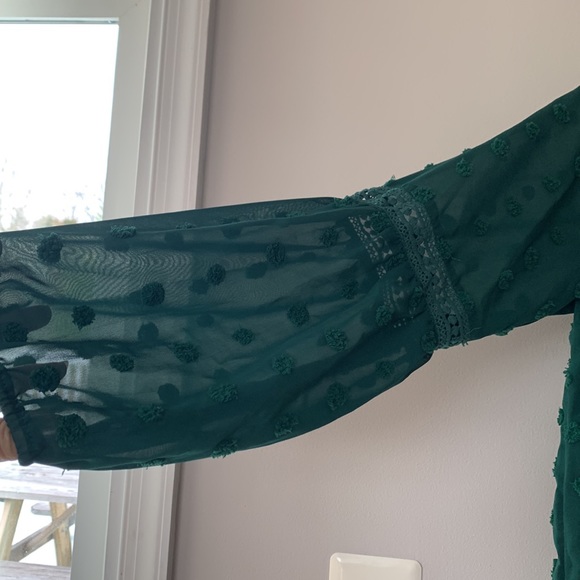 Green romantic blouse - Picture 6 of 6